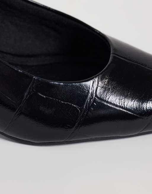 New Look pointed toe slingback kitten heels in black croc, 3 of 5