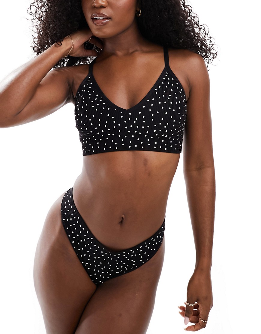 New Look polka dot ribbed seamless scoop bra in black