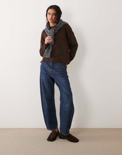 New Look Premium long sleeve oversized tee in dark brown, 3 of 4