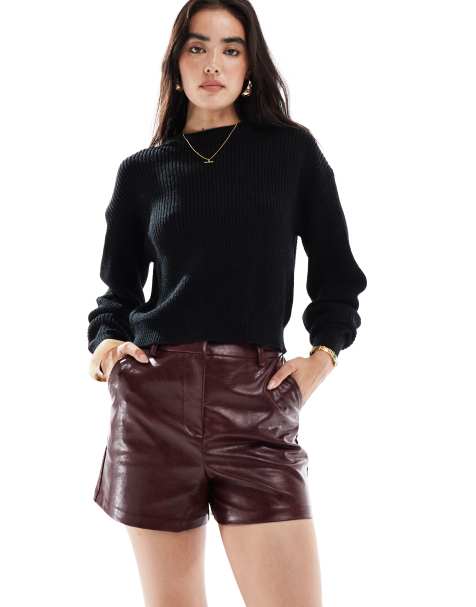 New Look PU tailored shorts in burgundy - view 1