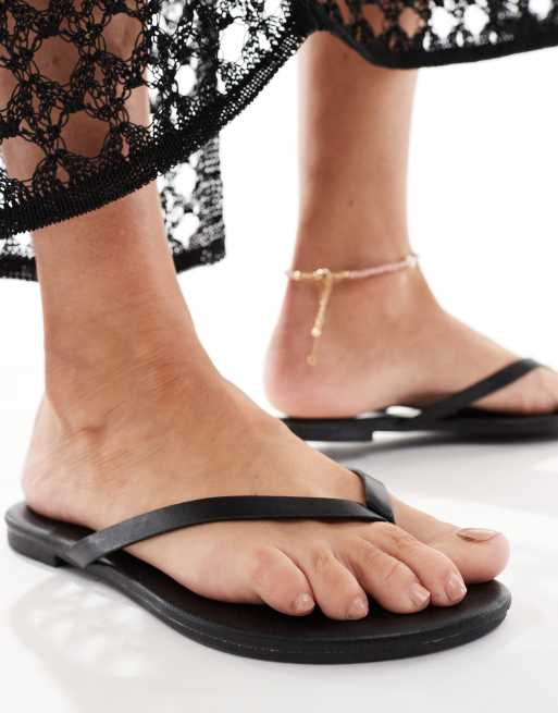 New Look PU thongs in black ASOS
