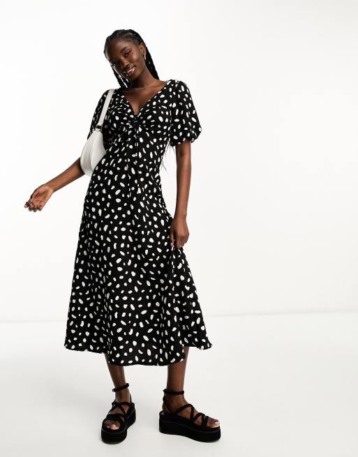 New Look puff sleeve midi dress in black smudge print | ASOS