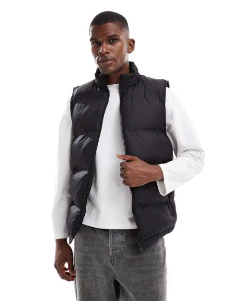 New Look puffer gilet in black - view 1