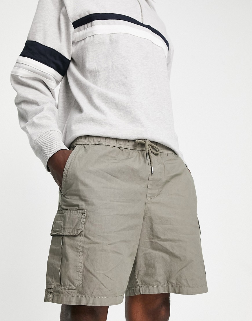 New Look pull on cargo shorts in gray-Grey