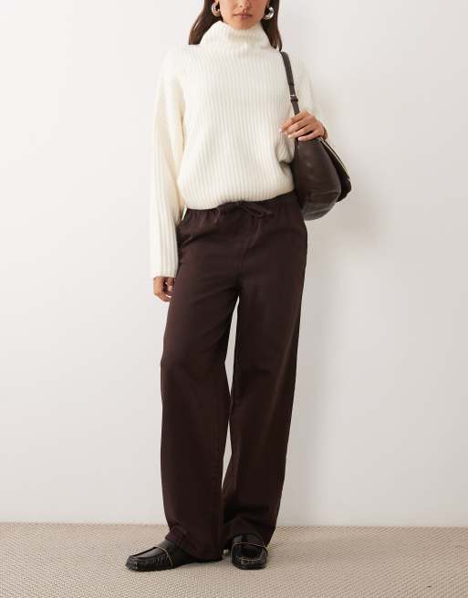 New Look pull on chambray wide leg jeans in dark brown, 3 of 5