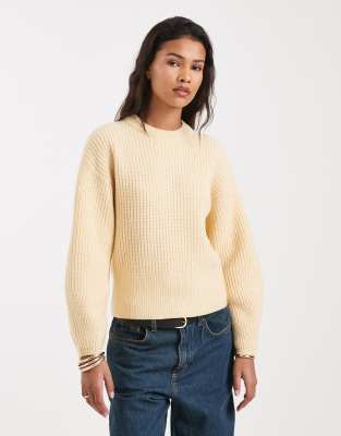 New Look - Pullover in Gelb mit Ziernähten