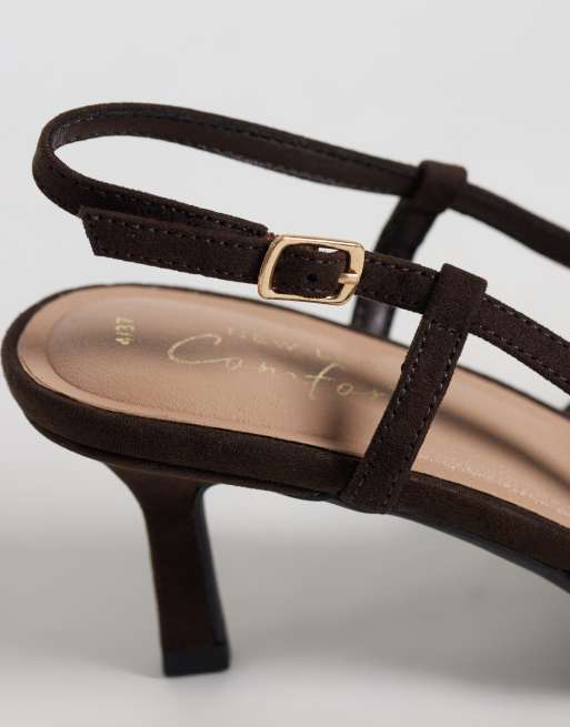 New Look pumps med slingback, spänne och mockaimitation i brunt, 4 av 4