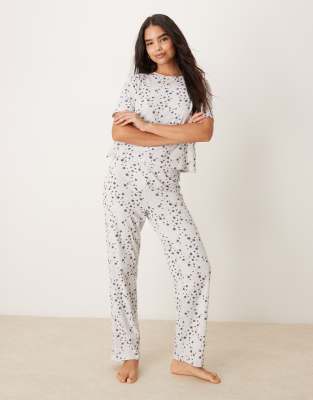 New Look - Pyjama in Grau mit Sternenmuster und weitem Beinschnitt