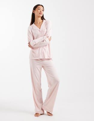 New Look - Pyjama in Hellrosa mit Reverskragen