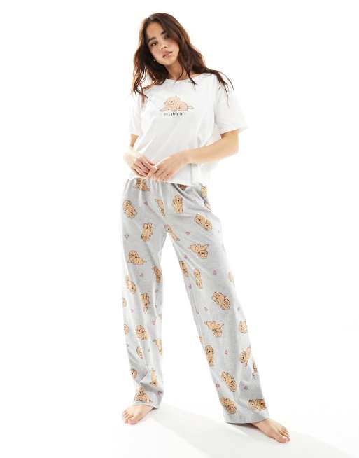 New Look – Pyjama in Weiß und Grau mit Hose und T-Shirt mit „Let's Sleep In“-Print