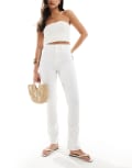 [New Look] New Look Quinn bootcut flare jeans in white 12 WHITE
