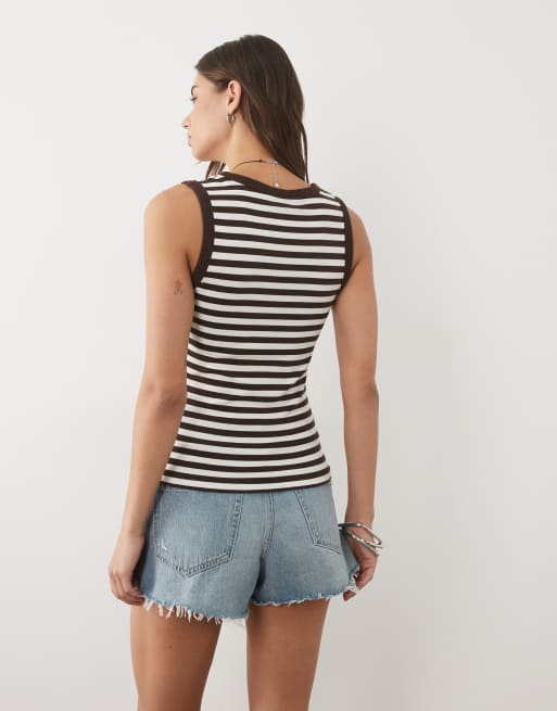 New Look randig tanktop med v-ringning i brun, 4 av 4