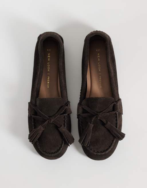 New Look real suede moccasin loafers in dark brown, 2 of 4