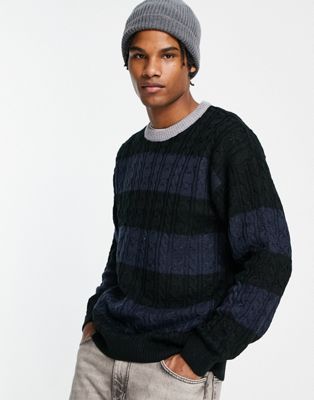 New Look relaxed fit cable crew neck jumper in black pattern
