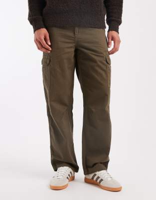 New Look New Look relaxed fit cargo trousers in dark khaki-Green