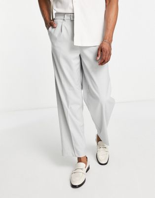 New Look relaxed fit smart trouser in light grey