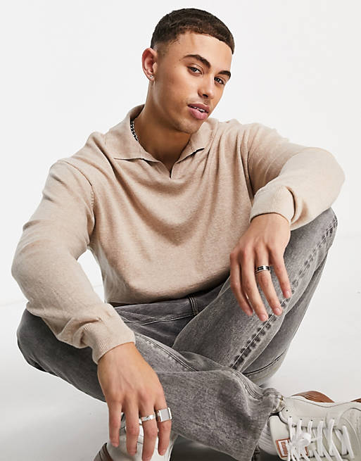 New Look relaxed knitted jumper with revere collar in stone
