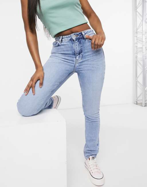 Skinny best sale relaxed jeans