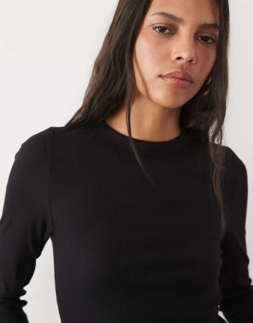 New Look ribbed crew neck long sleeved top in black, 3 of 4