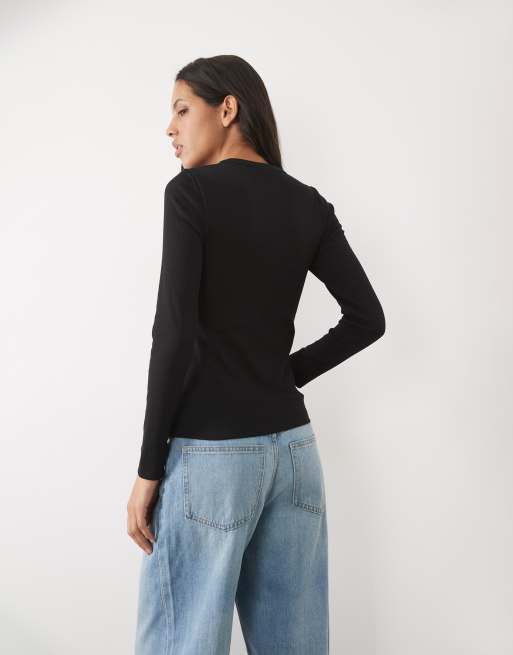 New Look ribbed crew neck long sleeved top in black, 4 of 4