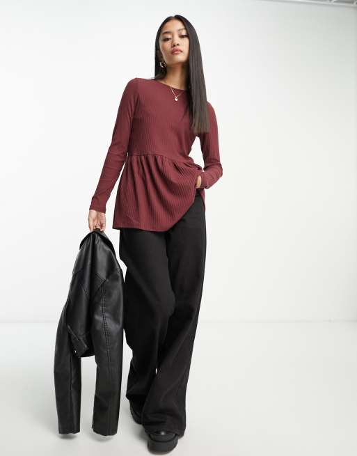 New Look ribbed long sleeve peplum top in burgundy