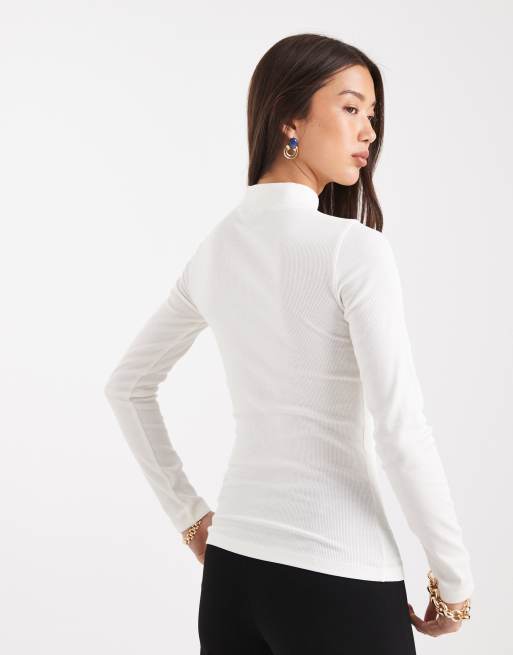 New Look ribbed stand neck long sleeve top in cream, 3 of 4