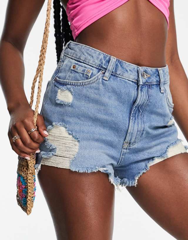 New Look ripped denim mom short in blue