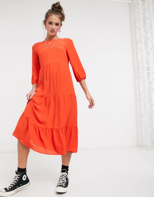 New Look - Robe babydoll mi-longue à superpositions et manches 3/4 - Orange