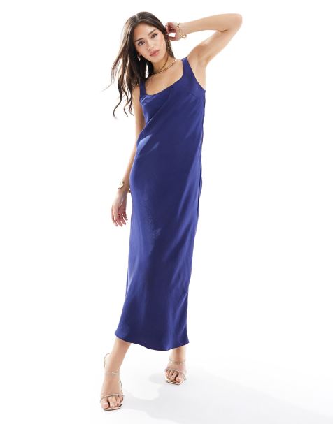 New Look - Robe longue en satin à encolure dégagée - Bleu marine - view 1