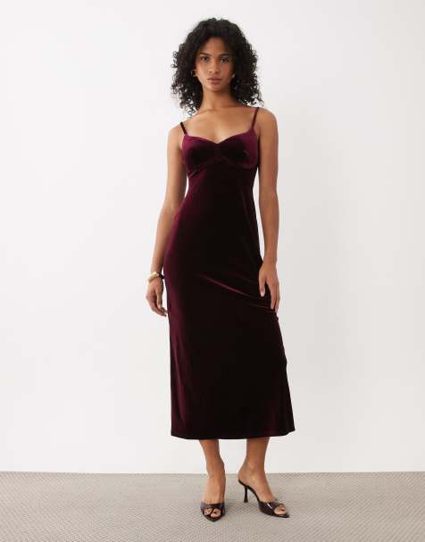 New Look robe mi-longue à bretelles en velours bordeaux - view 1