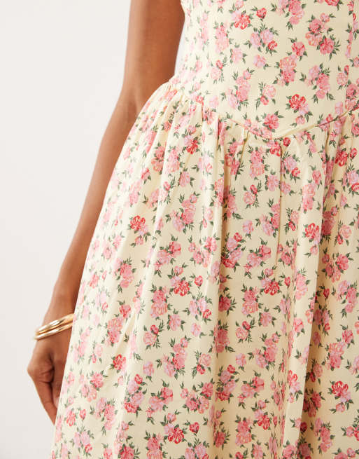 New Look - Robe mi-longue dos nu à petites fleurs et taille basse - Jaune, 4 de 4