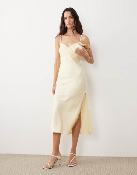 New Look - Robe nuisette mi-longue bordée de dentelle - Jaune clair - view 1