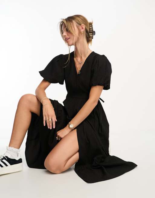 New Look - Robe portefeuille mi-longue à volants étagés - Noir