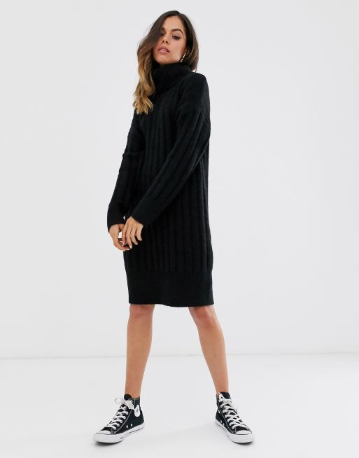 Look robe pull online noire