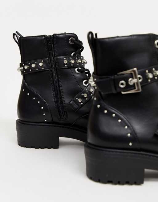 New Look Robuste Schwarze Biker Stiefel Mit Nieten Asos