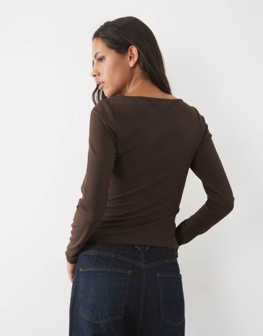 New Look ruche detail grown on neck top in dark brown, 4 of 4