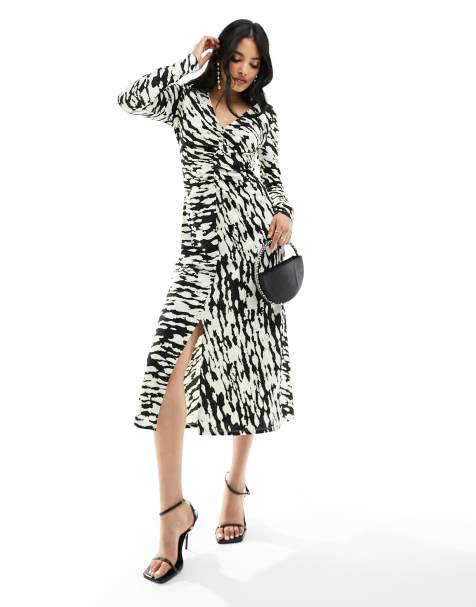 New Look ruched long sleeve midi dress in black pattern - view 1