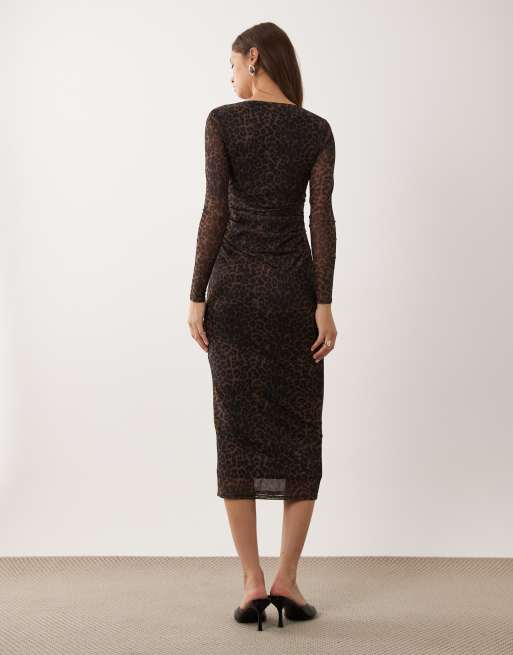 New Look ruched mesh midi dress in brown leopard print, 4 of 4