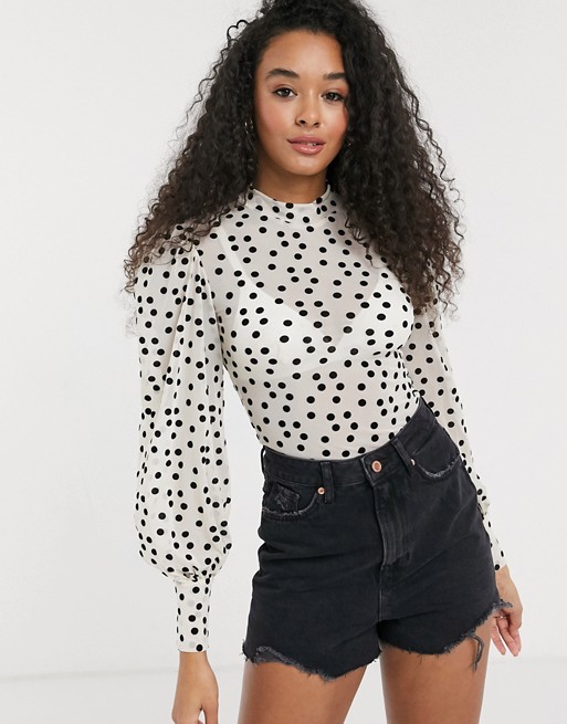 New Look ruched sleeve polka dot top in cream