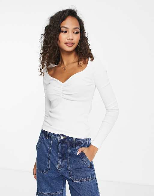 New Look ruched sweetheart neck long sleeve top in white