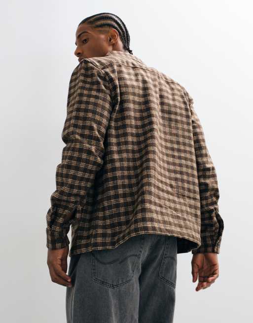New Look - Ruimvallend geruit overshirt in bruin, 4 van 5