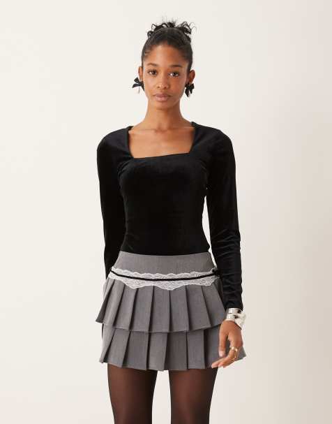 New Look – Samt-Body in Schwarz mit eckigem Ausschnitt - view 1