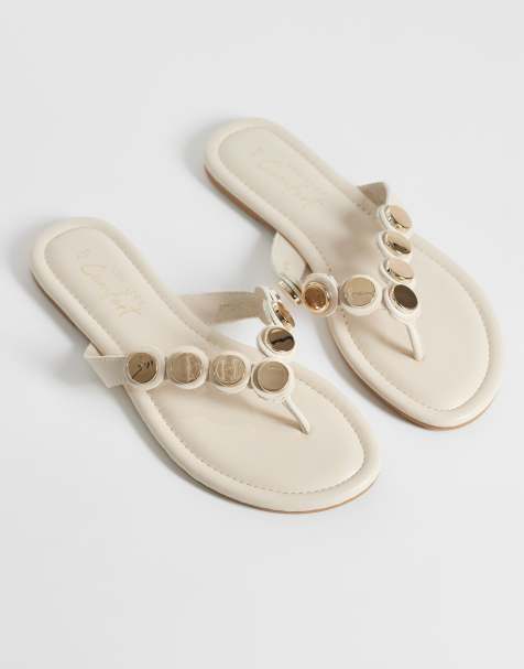 New Look – Sandalen in Weiß mit Zehensteg und Bogenkante - view 1