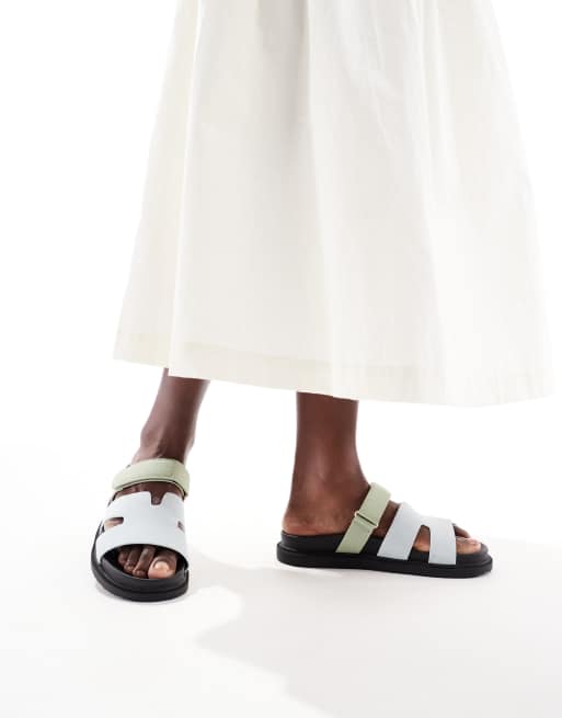 New Look - Sandalen met uitsnijdingen en klittenbandsluiting in blauw, 3 van 4