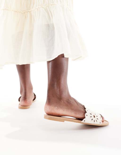 New Look - Sandalen met uitsnijdingen en linnenlook in crème, 4 van 4