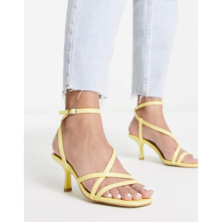 New Look Sandales à talon aiguille et brides Jaune ASOS