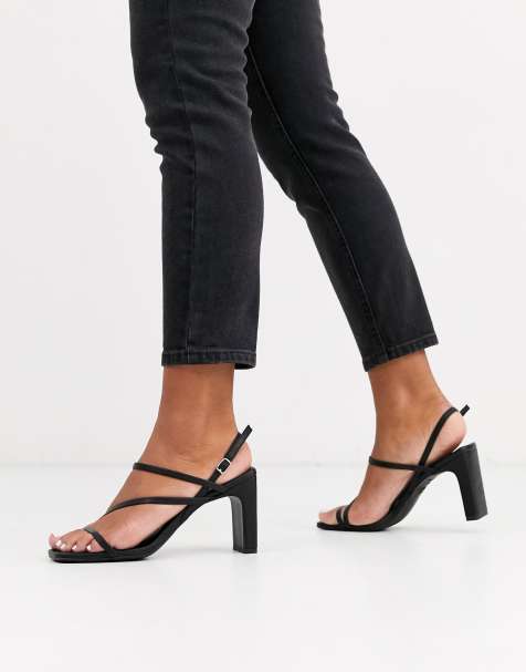 New Look - Sandales à talons aspect cuir et bout carré - Noir