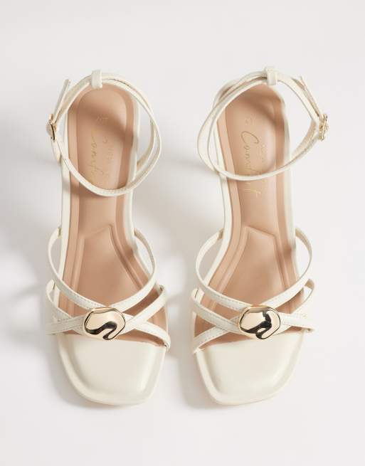 New Look - Sandali bianco sporco con tacco a spillo e dettaglio a ciottolo, 3 di 4