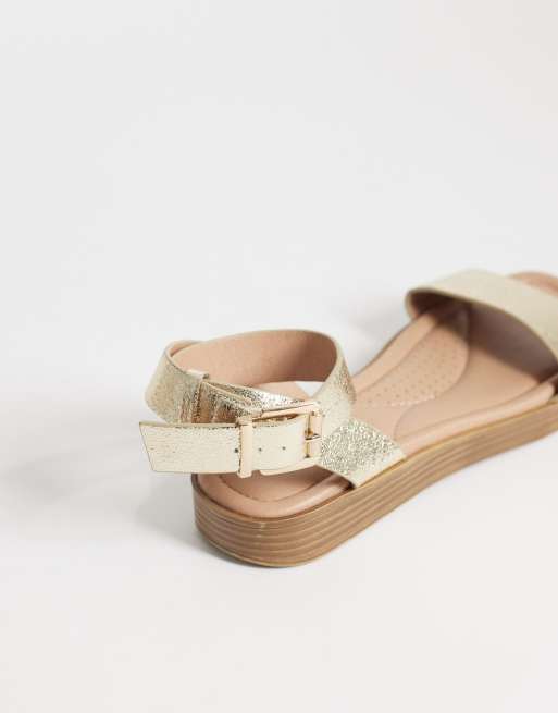 New Look - Sandali color oro con fascette incrociate, 4 di 4