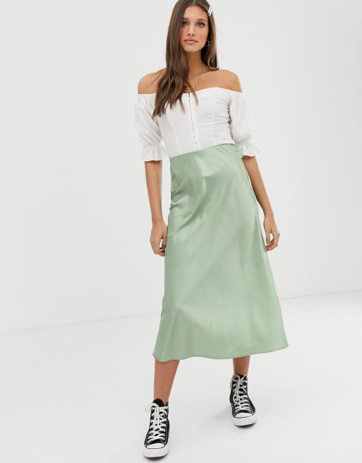 Light 2025 green skirt